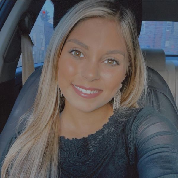 Alexia Campos, Legal Assistant